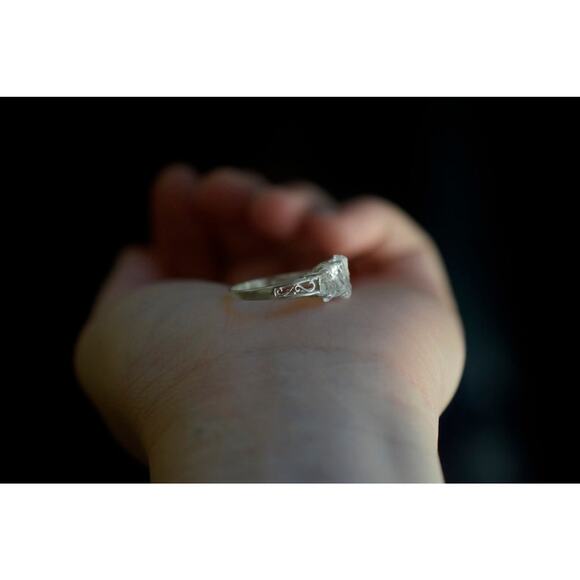 alternative raw diamond engagement rings, raw crystal size 4 5 6 7 8 8 9 10 11 - Picture 7 of 9